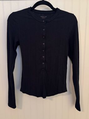 American Eagle AE Long-Sleeve Henley T-Shirt Ribbed Black Medium